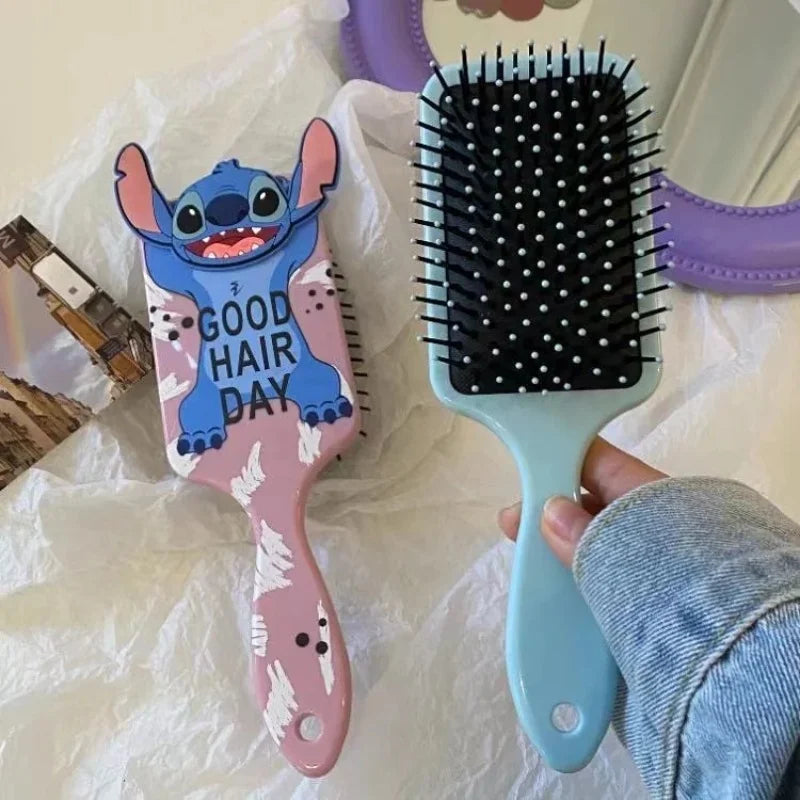Escova de Cabelo Disney Lilo & Stitch – Modelo Massageador com Almofada de Ar | Estampa Stitch | Para Crianças e Estudantes